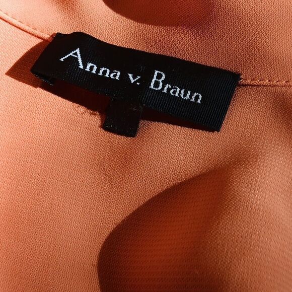 Anna v. Braun Three Piece Tops and Jacket - Picture 9 of 15